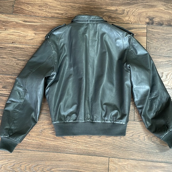 Members Only leather jacket - Picture 7 of 7